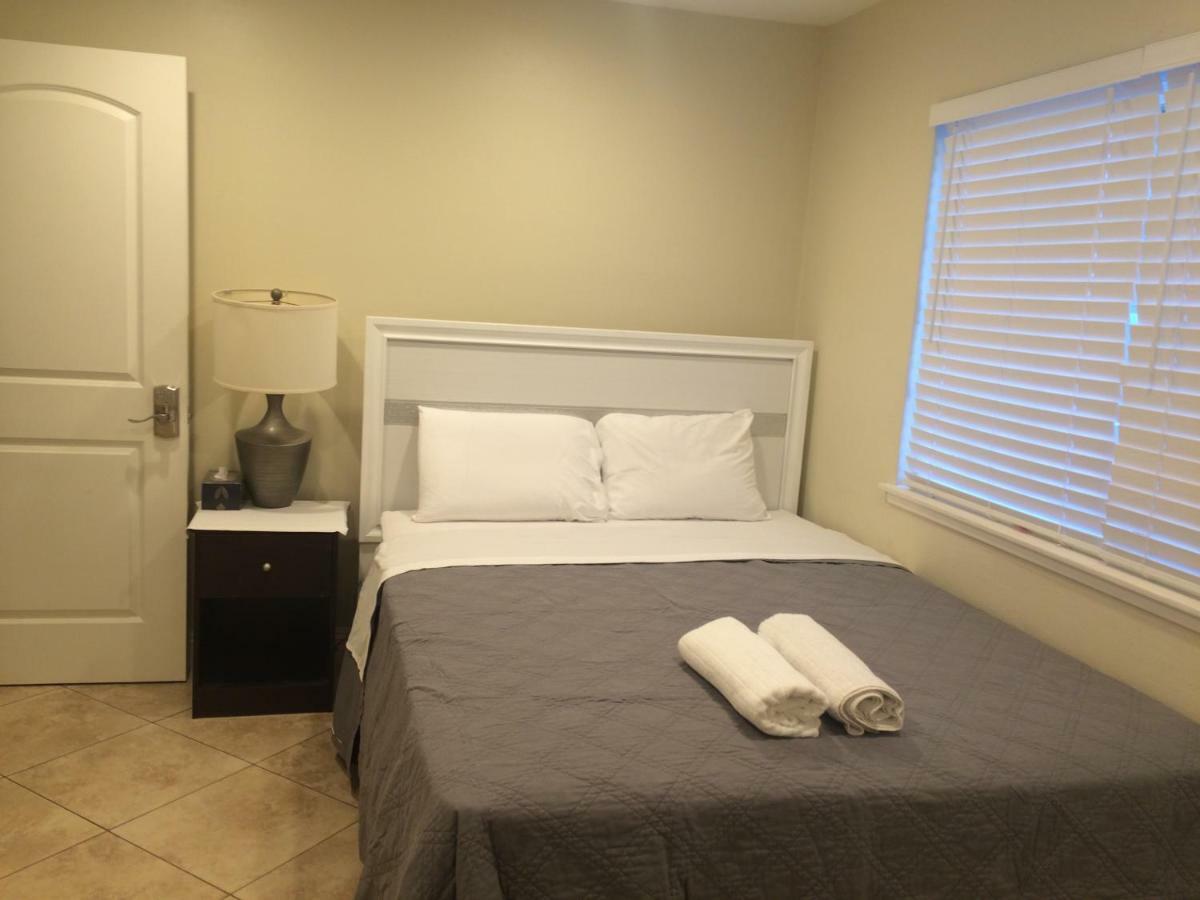 Lovely Room In Private House Near Disneyland Anaheim Luaran gambar